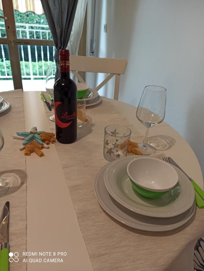Le Palme 98 "Casa Vacanze" Camaiore Bagian luar foto