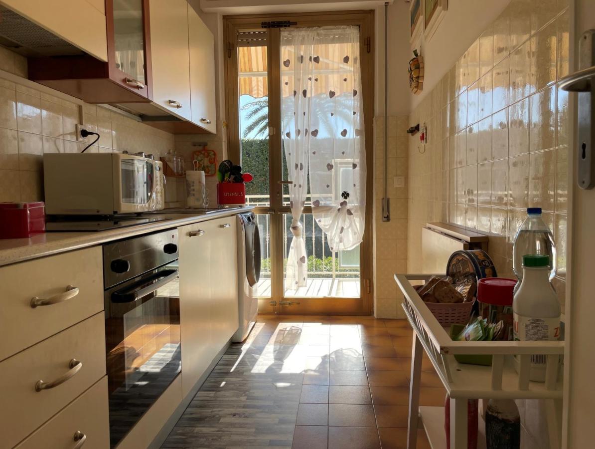 Le Palme 98 "Casa Vacanze" Camaiore Bagian luar foto