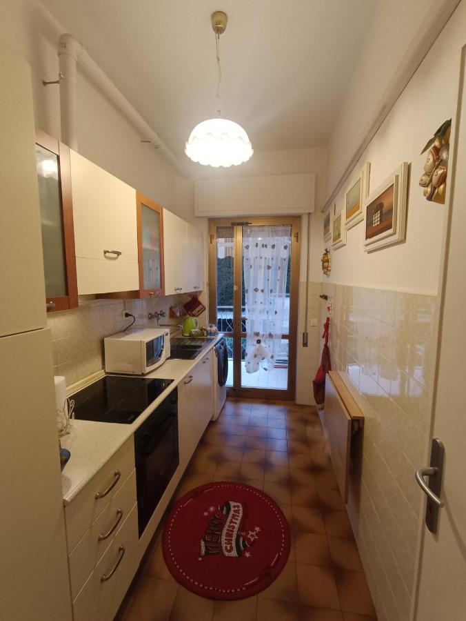 Le Palme 98 "Casa Vacanze" Camaiore Bagian luar foto